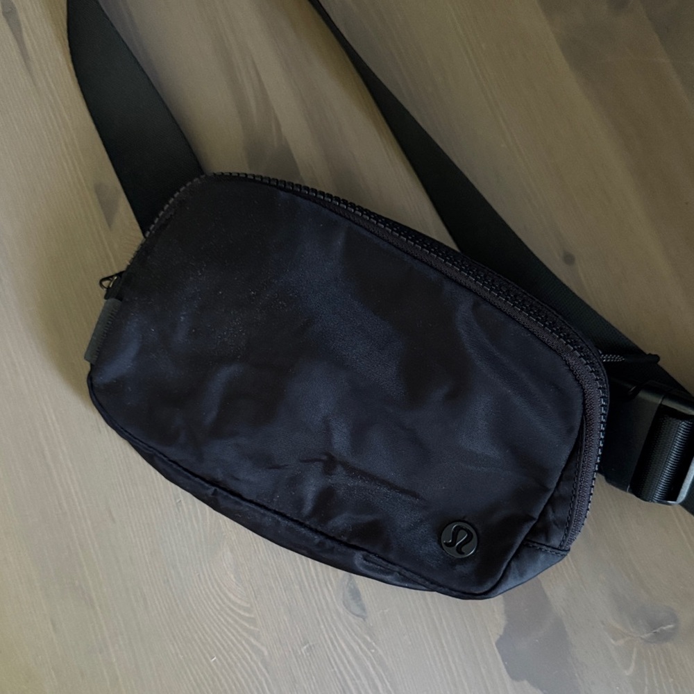 Lululemon Black Belt Bag